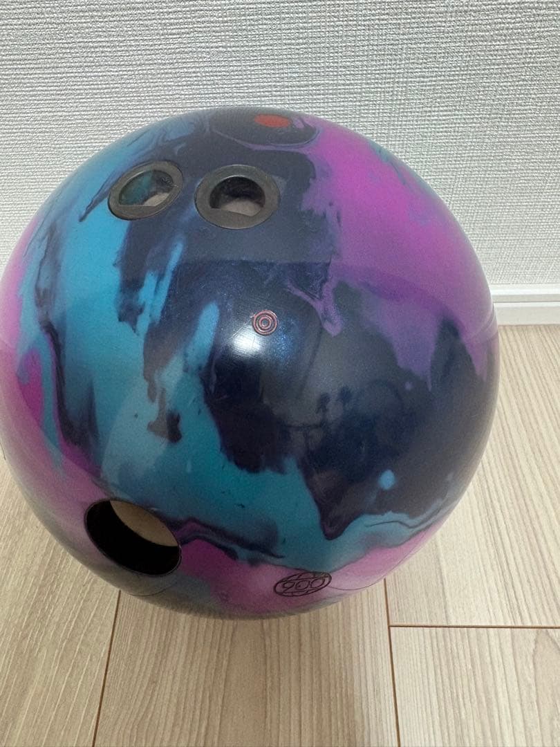 900global レブマトリックス　15P ボウリングボール