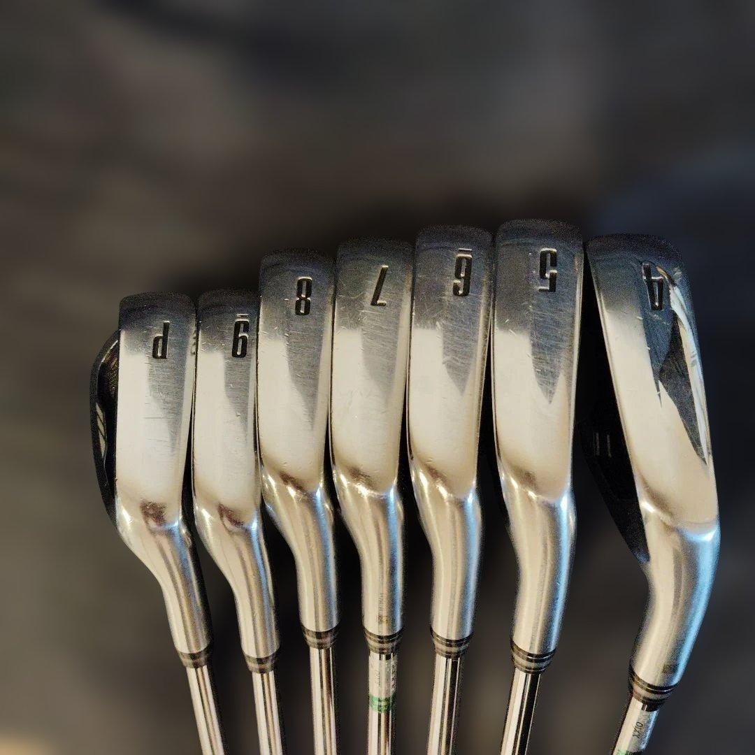 ゼクシオフォージド 2017 7本　MODUS3 DST 105 R