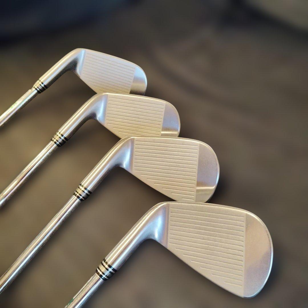 ゼクシオフォージド 2017 7本　MODUS3 DST 105 R