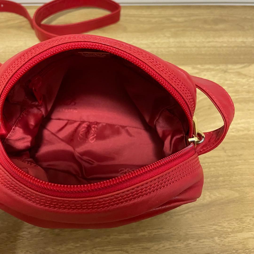《美品》LOEWE（ロエベ）ナッパレザー ショルダーバッグ レッド 赤