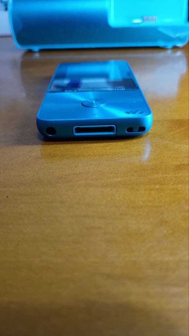 (送料無料) [要商品内容確認] ウォークマンSシリーズ 初音ミク モデル 中古