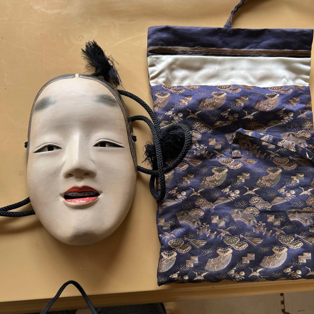 ✴️能面✴️能舞台使用　小面　増女　練習用