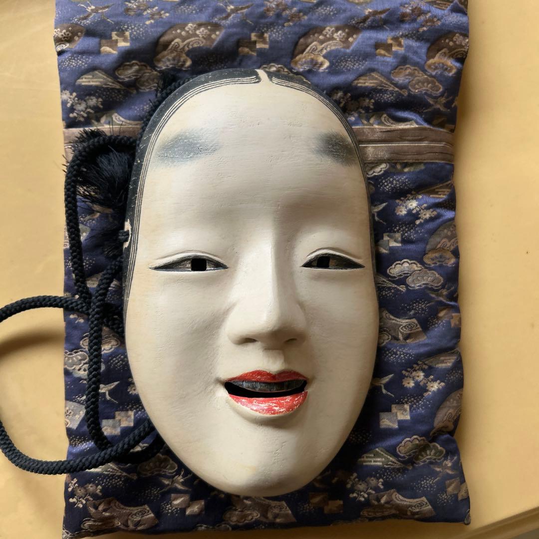 ✴️能面✴️能舞台使用　小面　増女　練習用