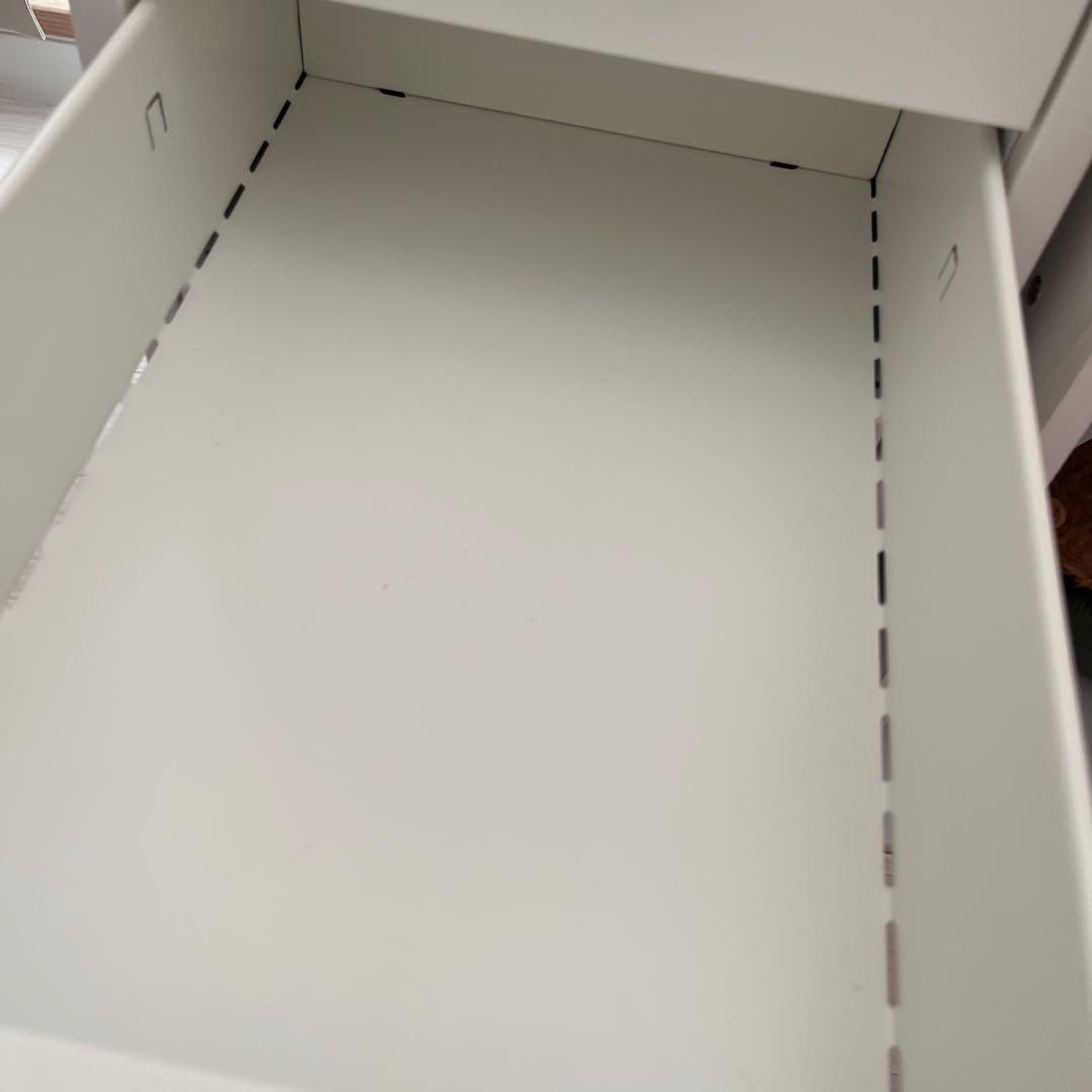 IKEA　ヘルメル　完成品　組み立て済