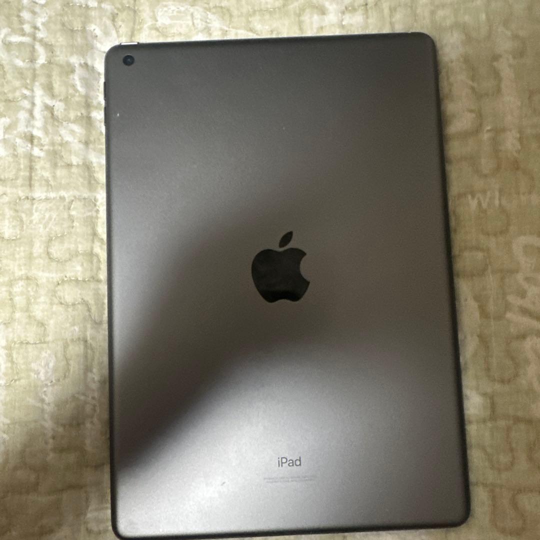 iPad第9世代　10.2インチ