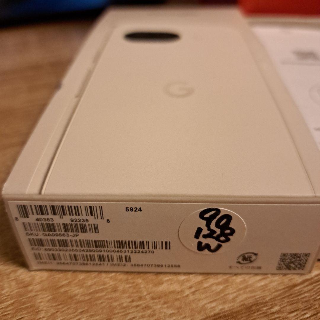 専用 Google Pixel 9a. ※購入翌日に落下でヒビ【動作可能美品】