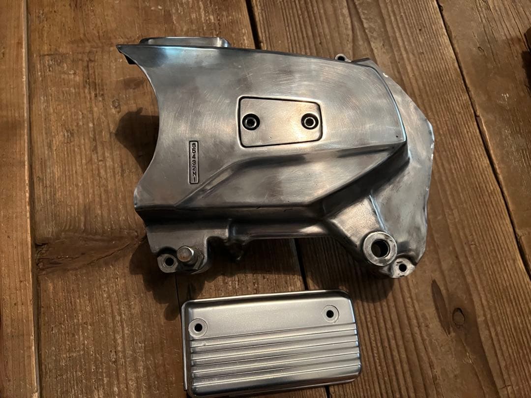 ゼファー 400、ゼファーχ用→Z400GP仕様スプロケットカバー