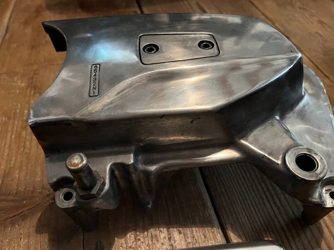 ゼファー 400、ゼファーχ用→Z400GP仕様スプロケットカバー