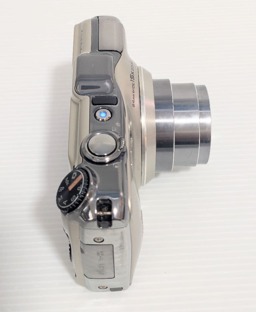 FUJIFILM F600EXR 富士フイルム　デジタルカメラ　ゴールド