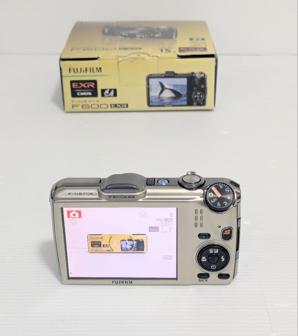 FUJIFILM F600EXR 富士フイルム　デジタルカメラ　ゴールド