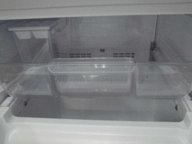 シャープ　ノンフロン冷凍冷蔵庫　SJ-D18GJ-W　2021年製　☆A5