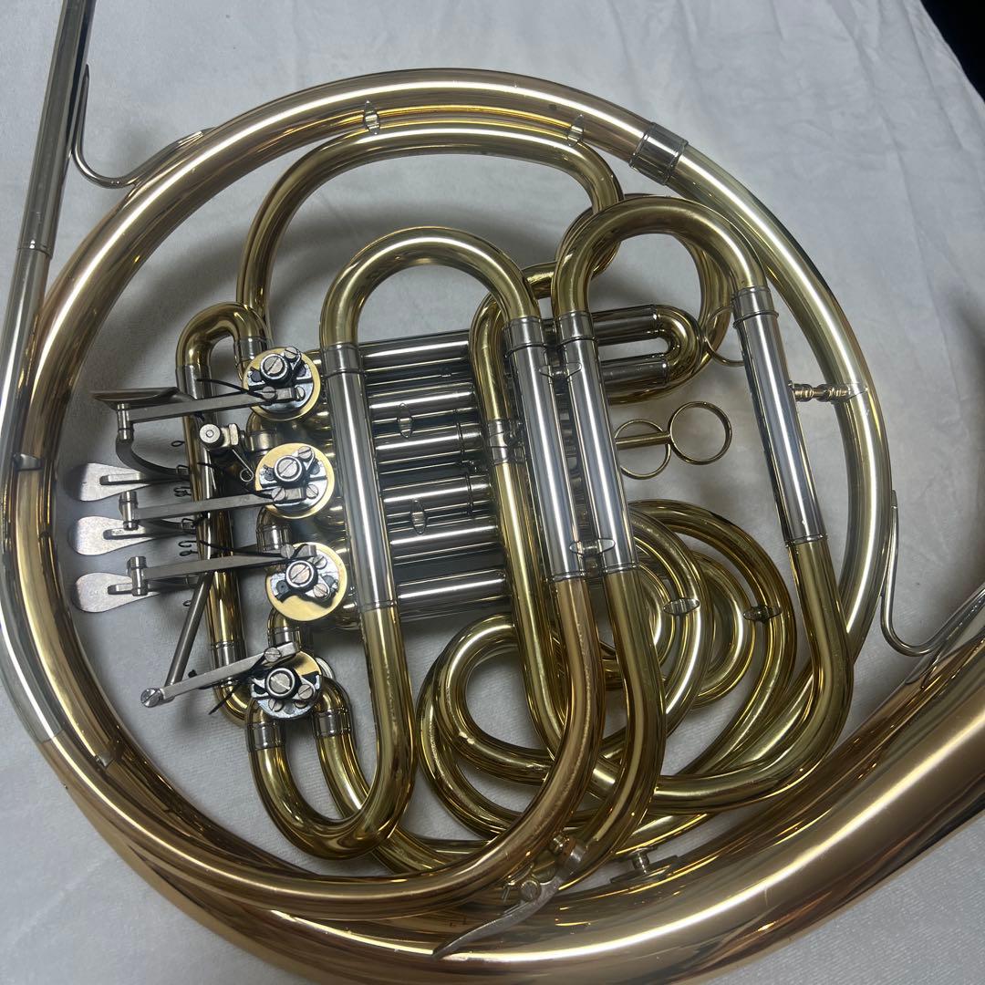 io HR-1054Rフレンチホルン本体 ピンクケース付き