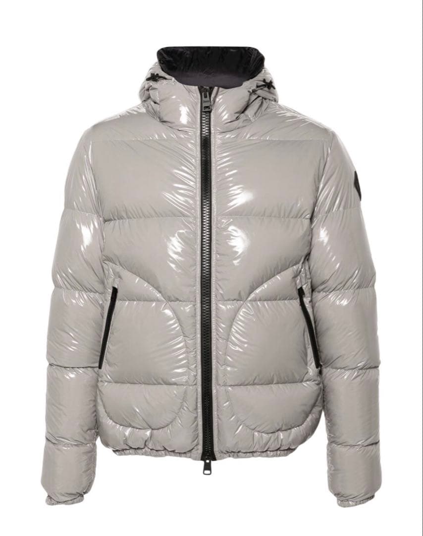 Herno ヘルノ　ダウン　シルバー　エナメル素材