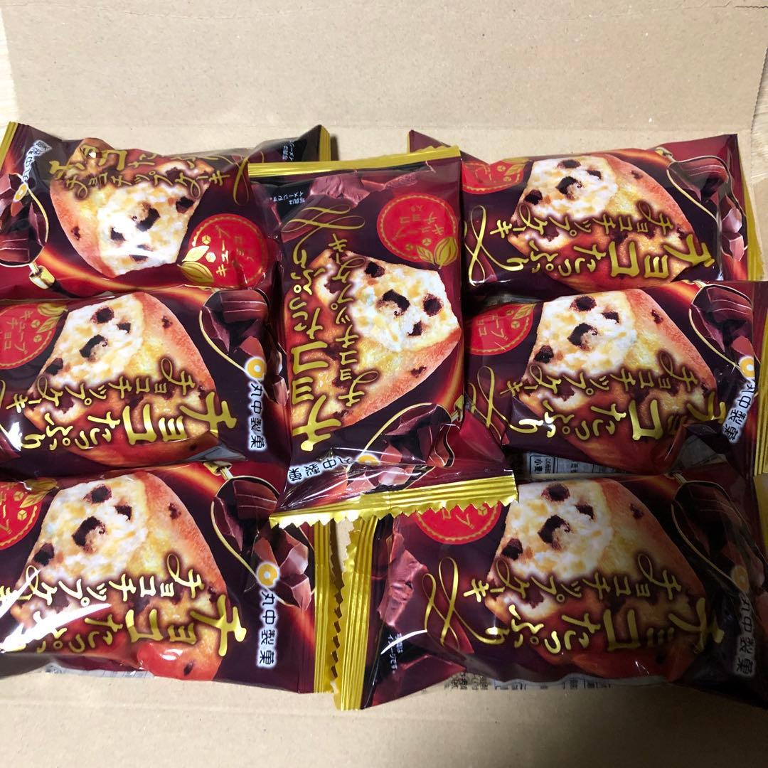 たっぷり最中　と　チョコたっぷりチョコチップケーキ