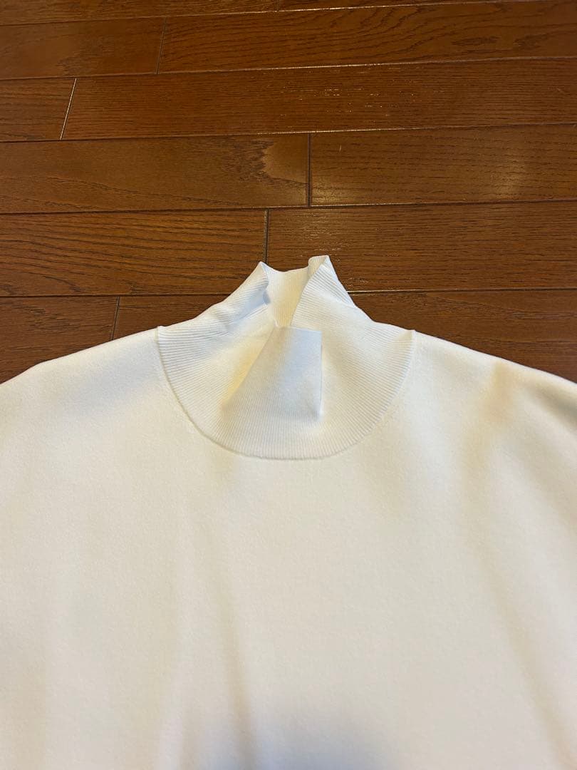 未使用 美品 theory 204AW/SS ハイネック 五分袖 サイズP