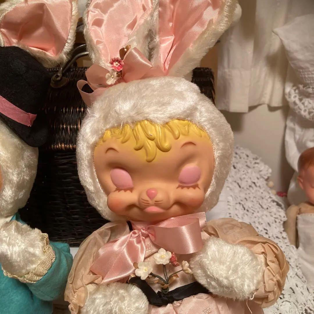 ガンドラバーフェイスバニー1体のみ 右側のバニーはsoldです。