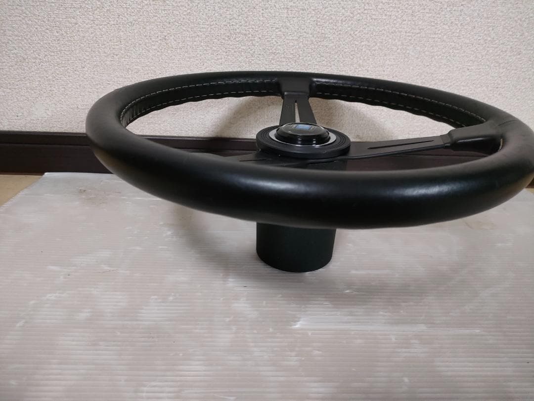 ナルディ/Nardi クラシック ステアリング 36cm/36φ ホーン付