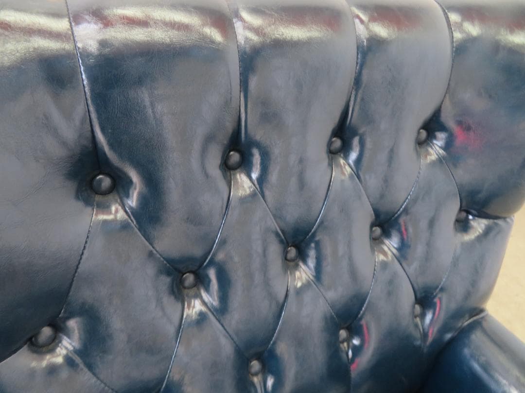 展示品■VINCENT■英国デザイン■1人掛けソファ■鋲打ち■英国伝統