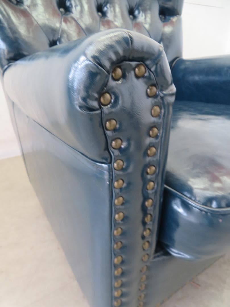 展示品■VINCENT■英国デザイン■1人掛けソファ■鋲打ち■英国伝統