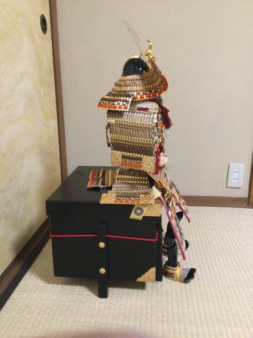 五月人形 金小礼 茶糸裾濃威之大鎧 三郎麿作 L151