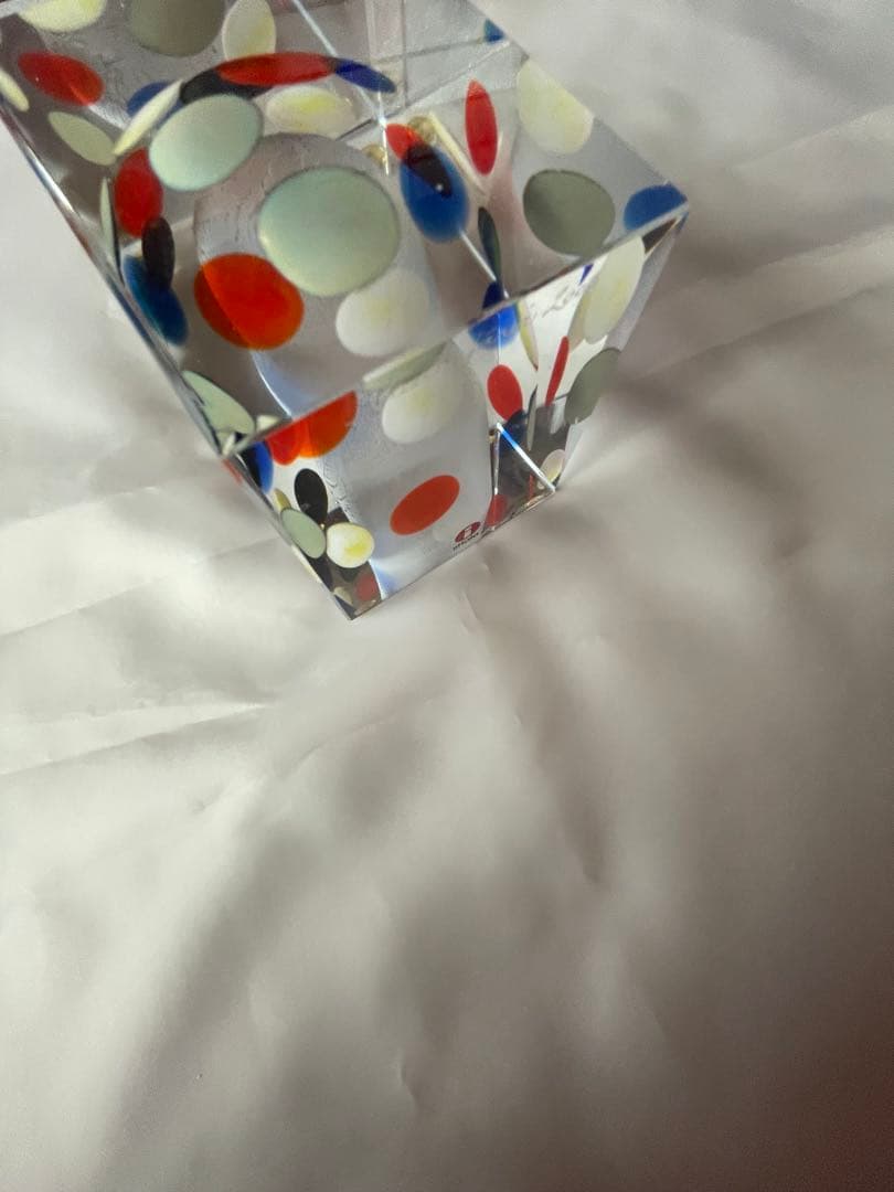 イッタラ（ ）カラフルドット模様のガラスアートブロック