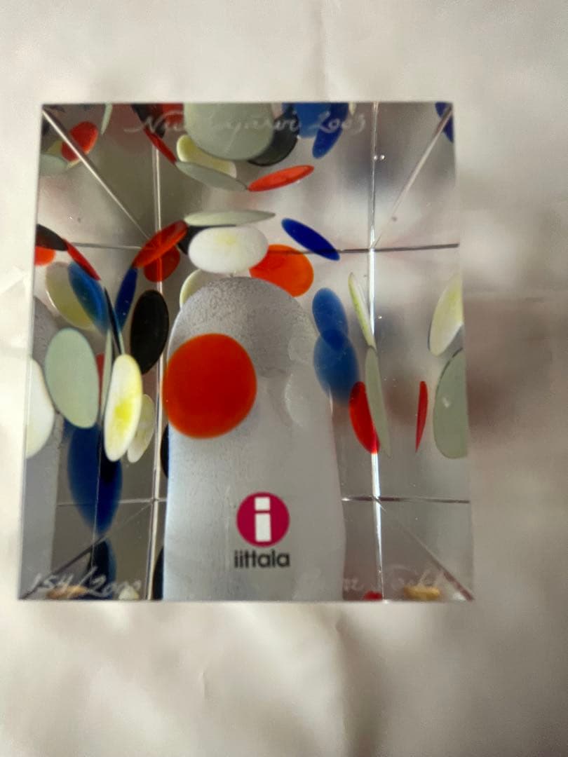 イッタラ（ ）カラフルドット模様のガラスアートブロック