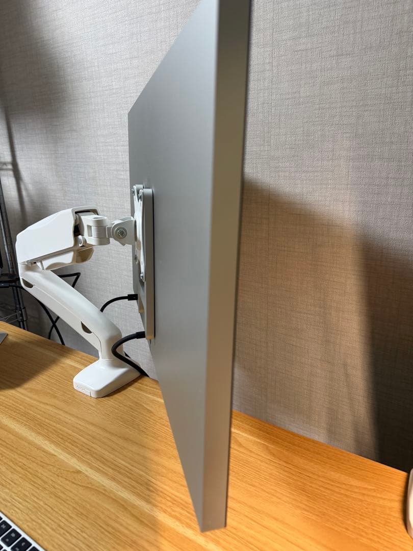 Apple Studio Display VESAモデル