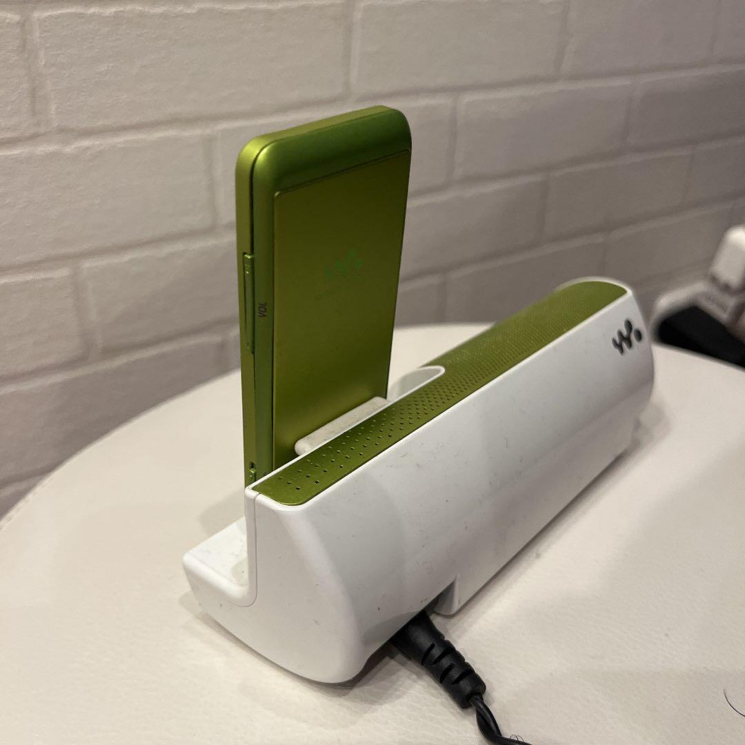 ソニー　ウォークマン　SONY 緑　グリーン　スピーカー