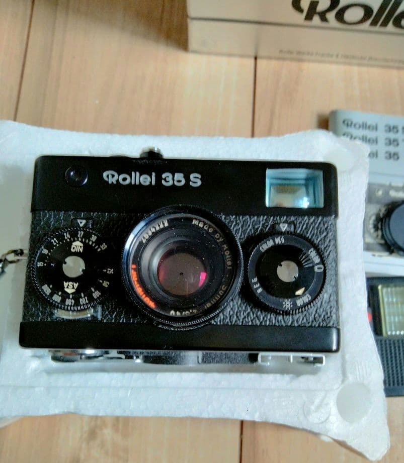 Rollei 35 S コンパクトフィルムカメラ ストロボ付き