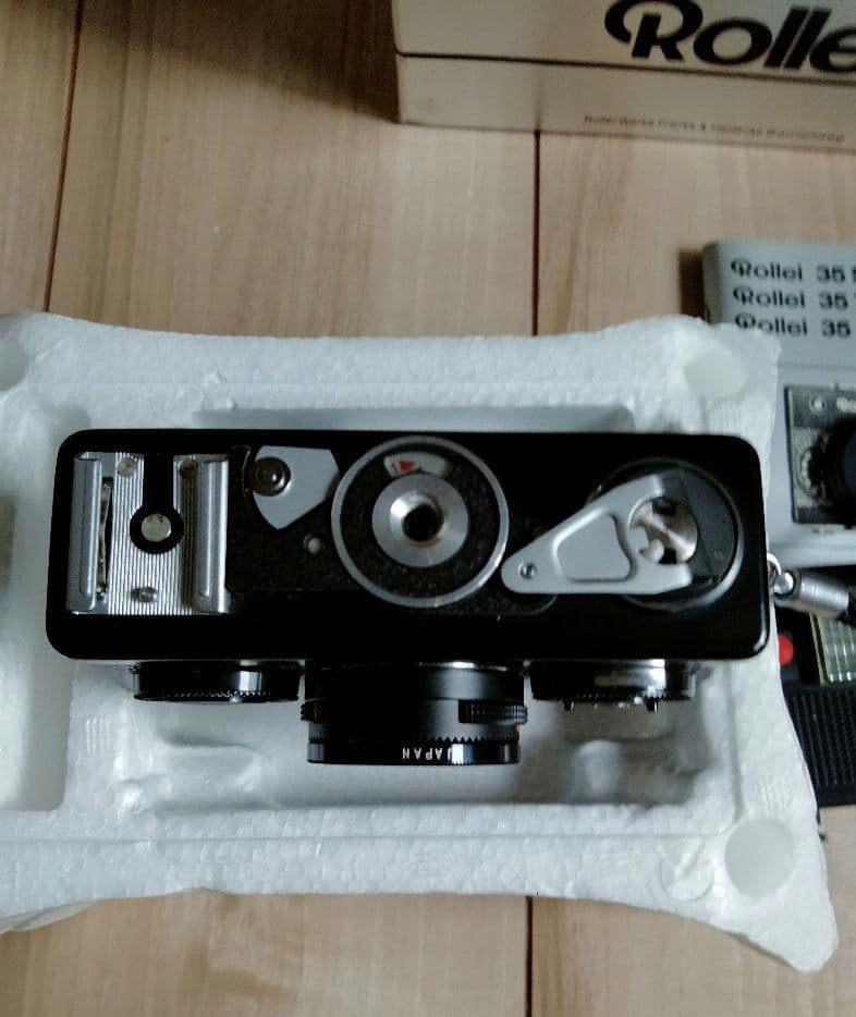 Rollei 35 S コンパクトフィルムカメラ ストロボ付き