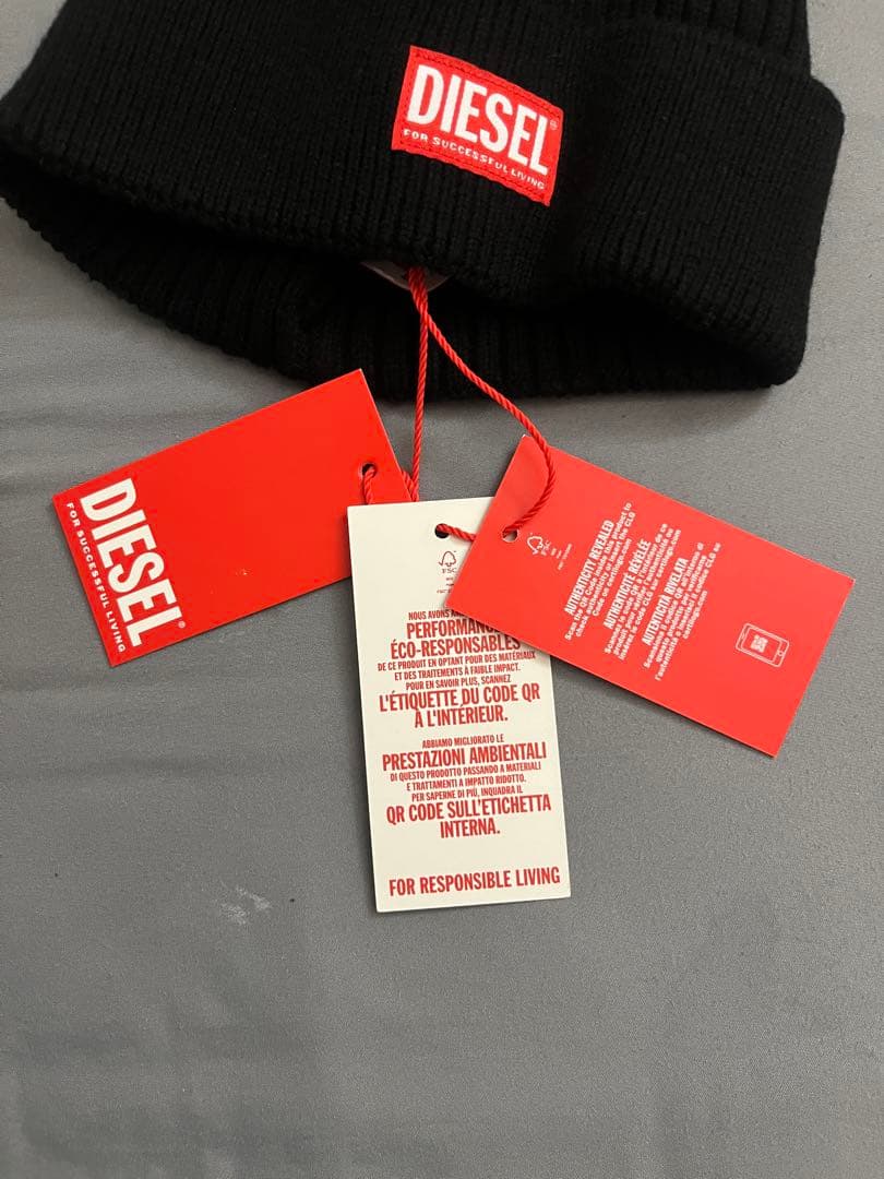 『新品タグ付』DIESEL ブラック ニット帽