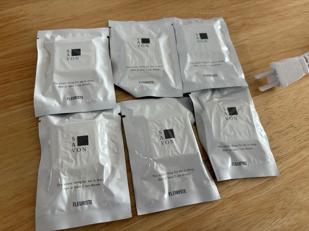 【美品・カートリッジ付】 FLEURISTE フルリスト多機能布団乾燥機