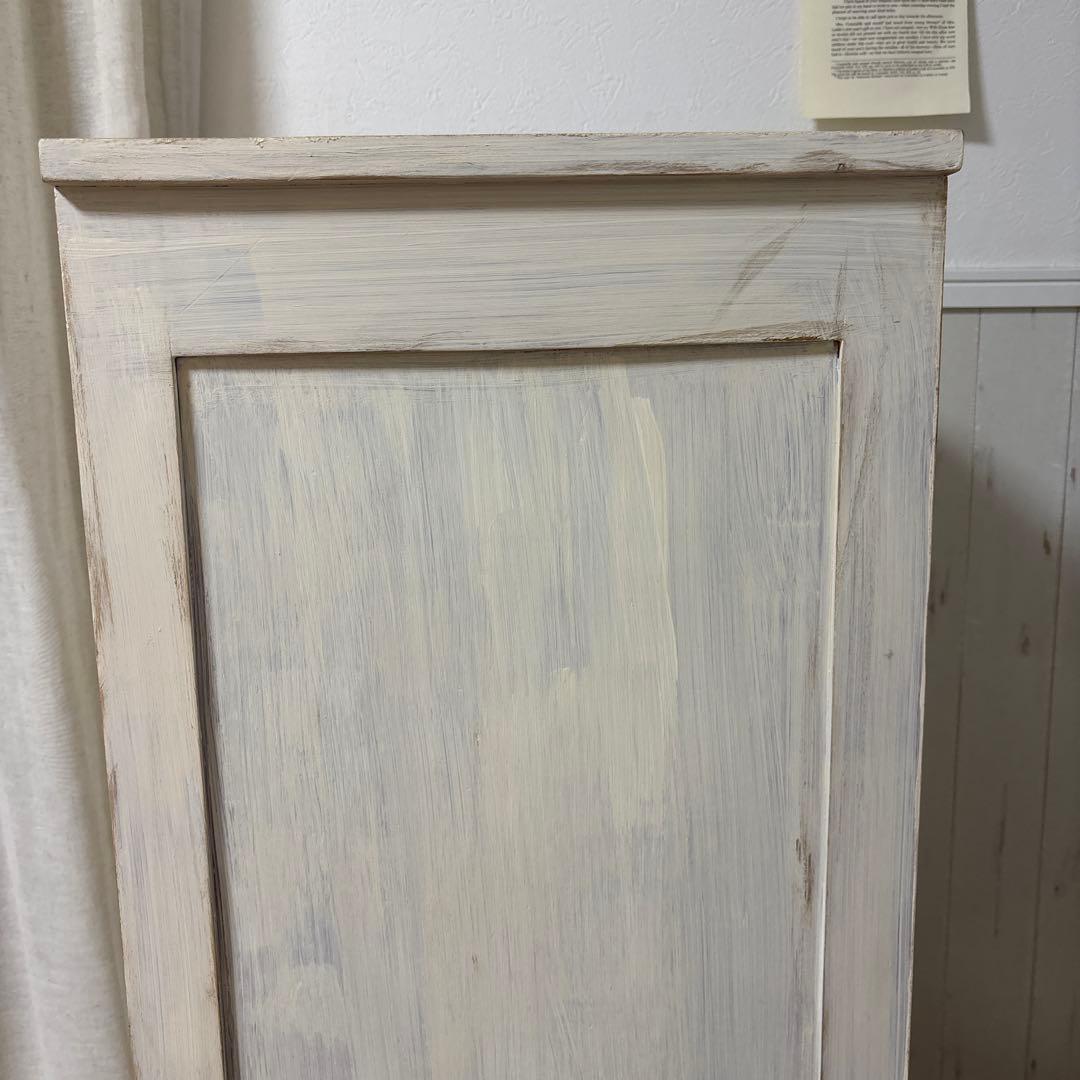 木製ホワイト多段チェスト キャスター付き　古物アンティーク風　フレンチシャビー