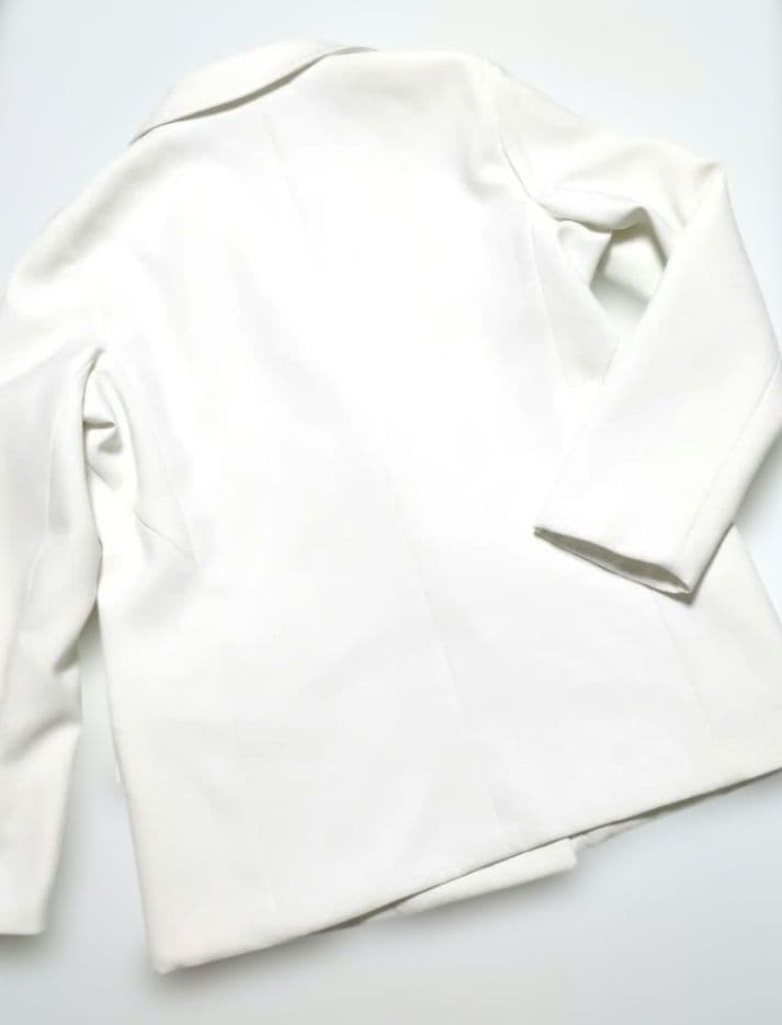 【美品✨️】ICB ホワイト テーラードジャケット ダブルボタン サイズ4