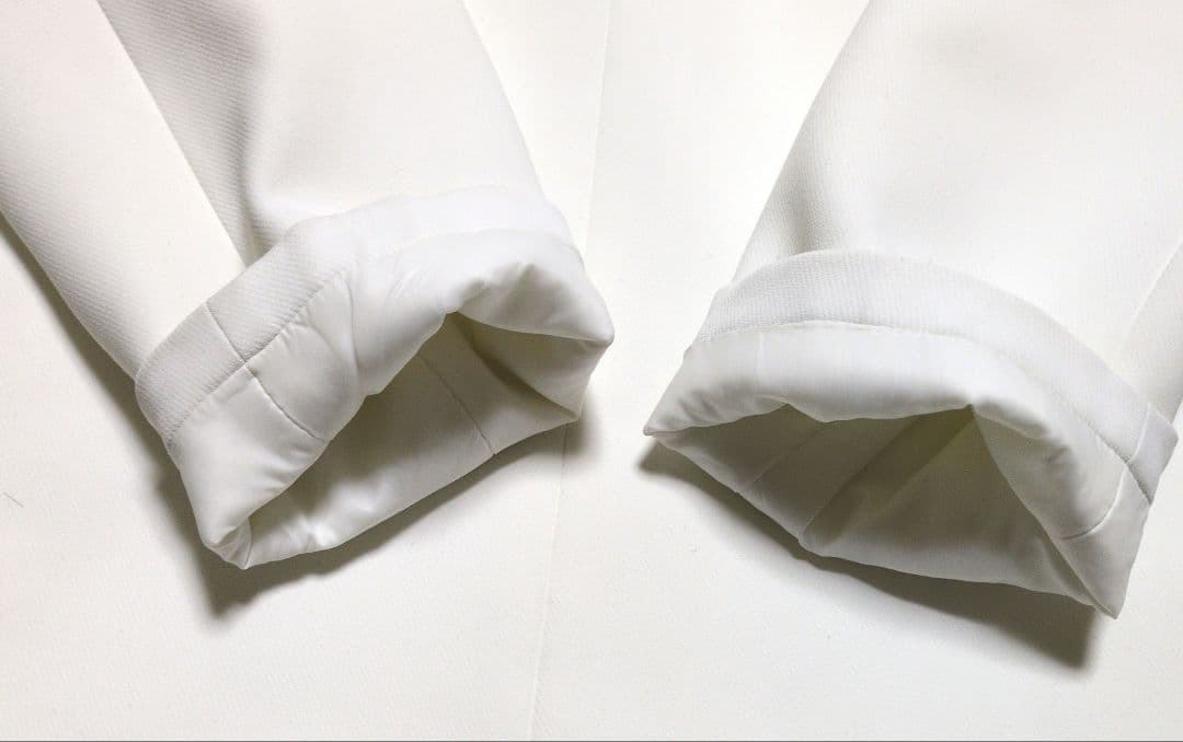 【美品✨️】ICB ホワイト テーラードジャケット ダブルボタン サイズ4