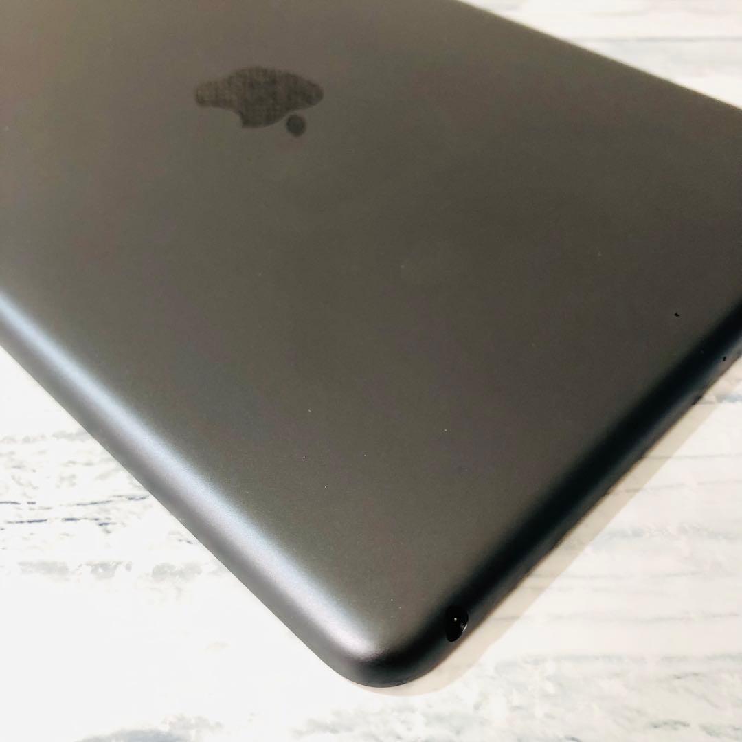Apple iPad 第7世代 wifiモデル 32GB 管理番号：242