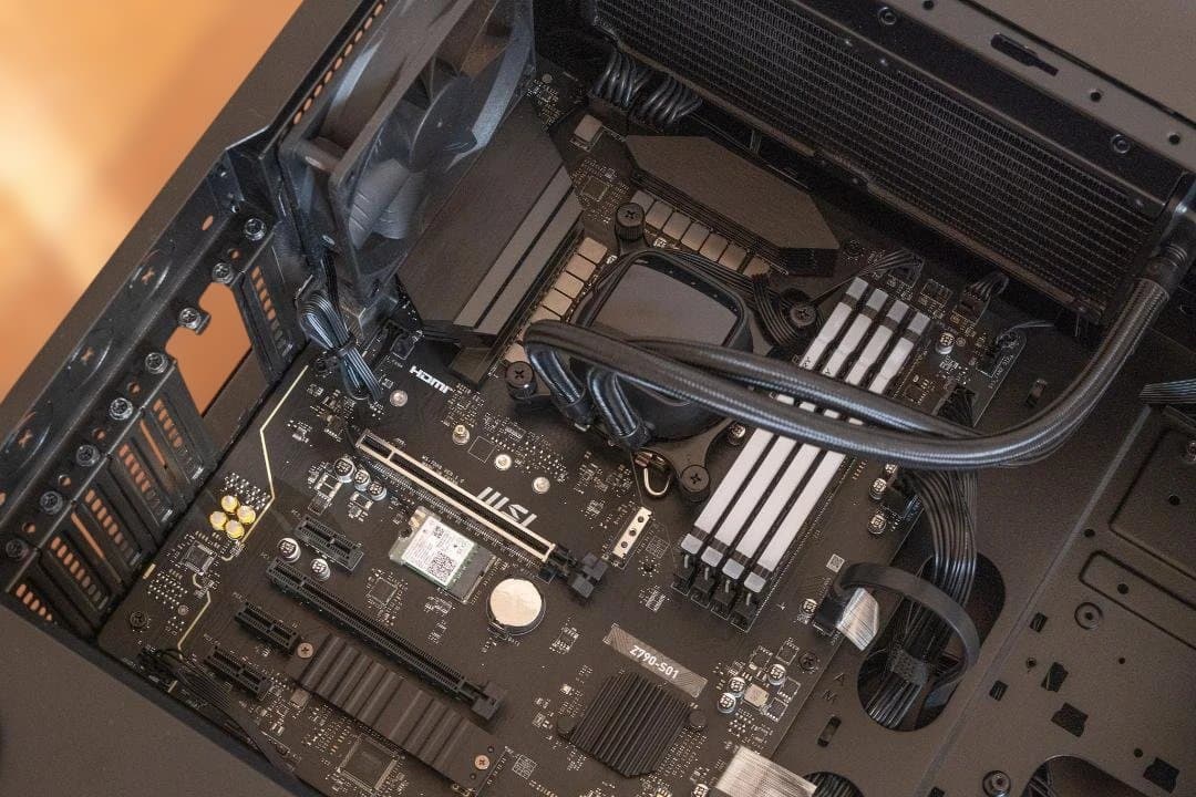 マウスコンピューター DIVE 部品取り(Core i7,RAM64GBなど)