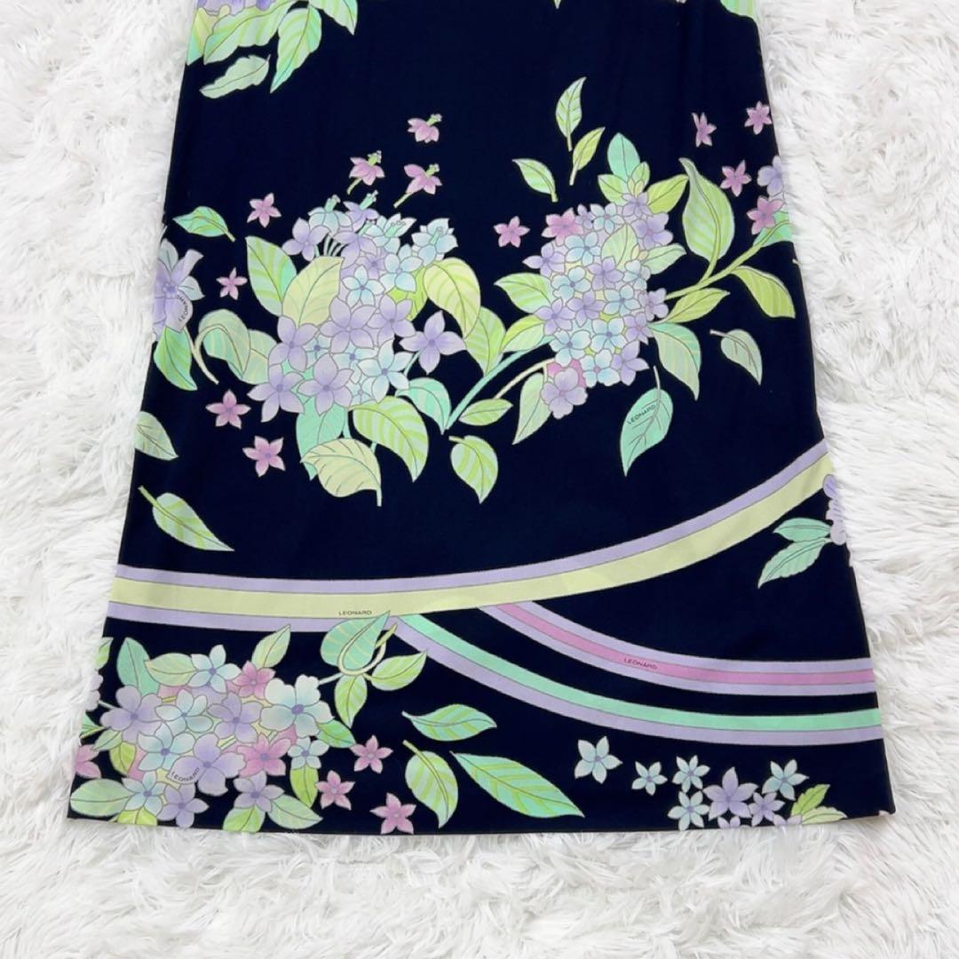 レオナール ワンピース カンカン 総柄 花 Aライン 40 L相当 ネイビー