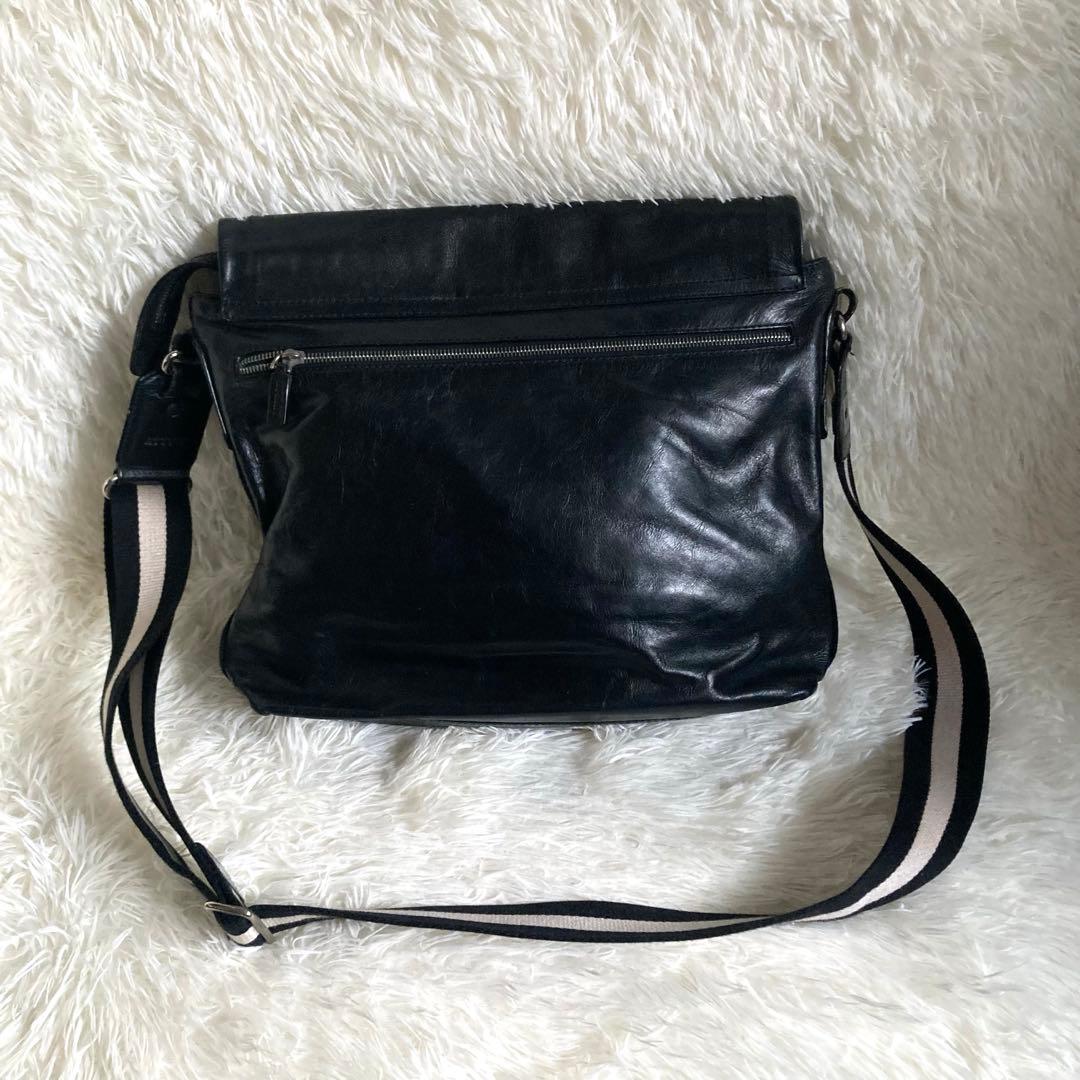 ＊k＊ BALLY バリー ショルダーバッグ メッセンジャーバック　レザー