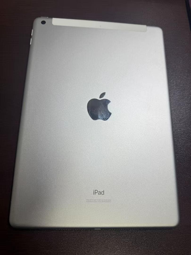 iPad (第7世代) 128GB Wi-Fi + Cellular