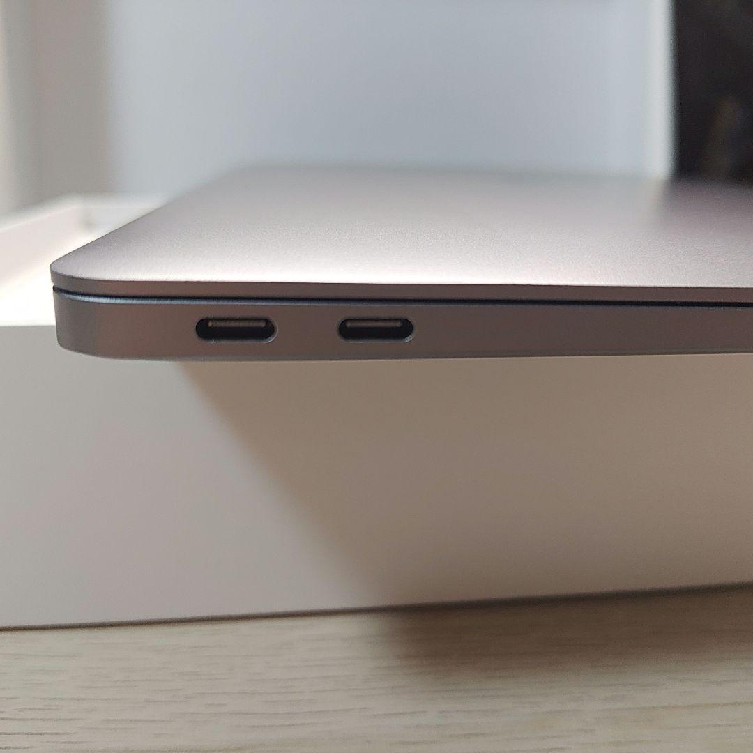 MacBook Air（M1）8GB/256GB スペースグレイ