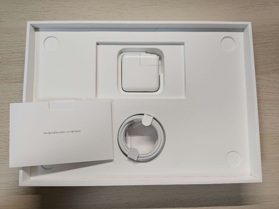 MacBook Air（M1）8GB/256GB スペースグレイ