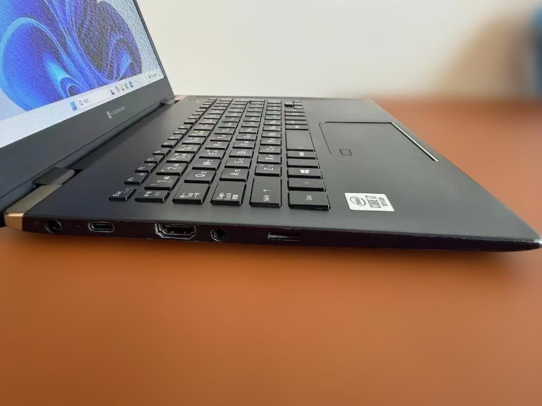 Windowsノート本体 Dynabook G83 i7-16G-512G