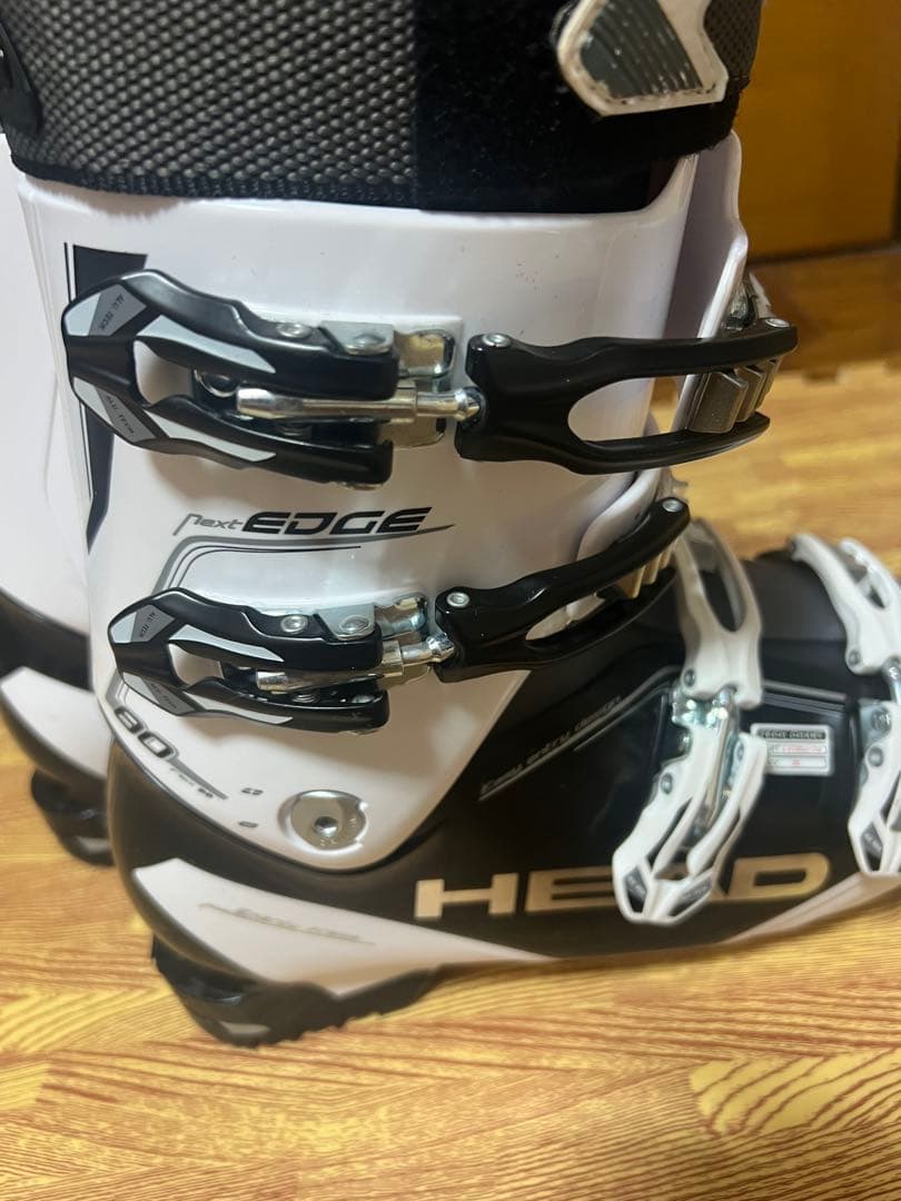 美品HEAD スキーブーツnext EDGE 80 27.5㎝持ち運びケース付き