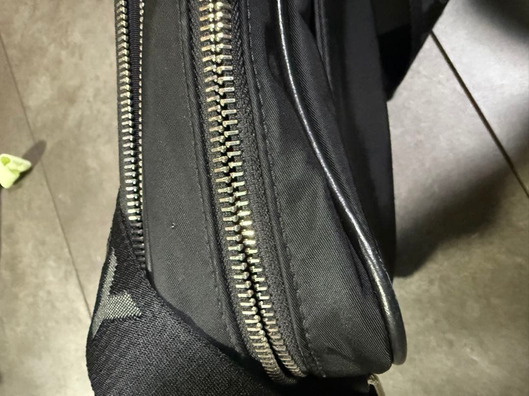 バーバリー　バッグ　ショルダー　BURBERRY