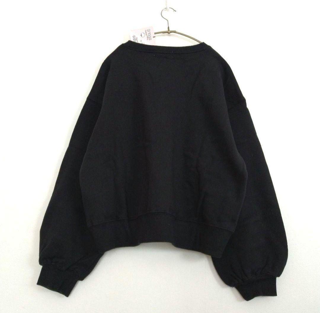 Haru⭐︎ 値下げオファー❌❗️☆新品 ラブトキシック☆裏起毛トレ－ナ－