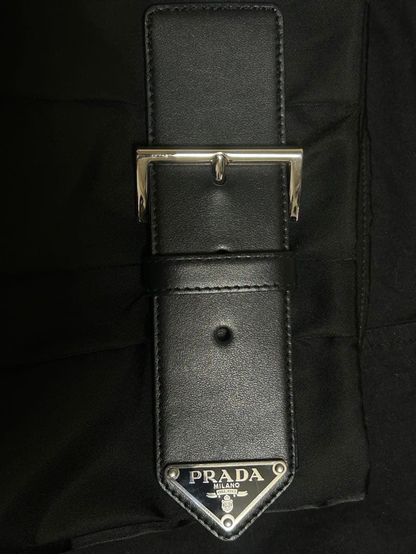 PRADA ライト Re‑Nylon プリーツスカート
