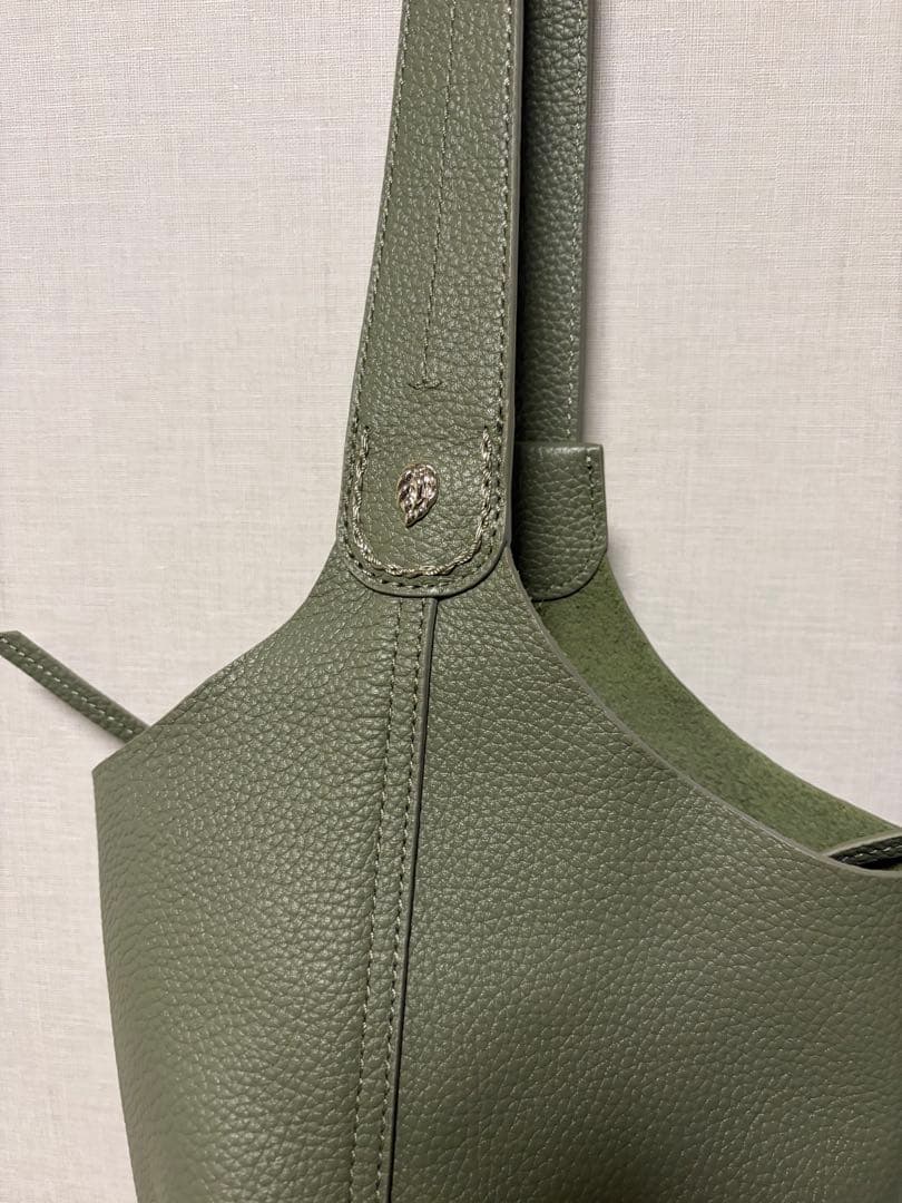 HELEN KAMINSKI オリーブグリーン ショルダーバッグ