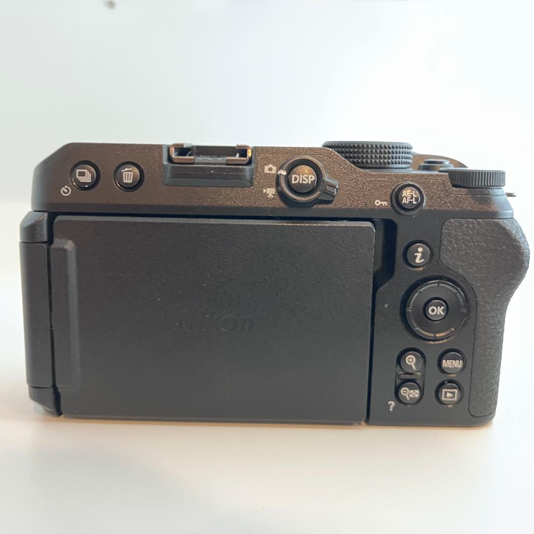 Nikon Z 30 ボディ