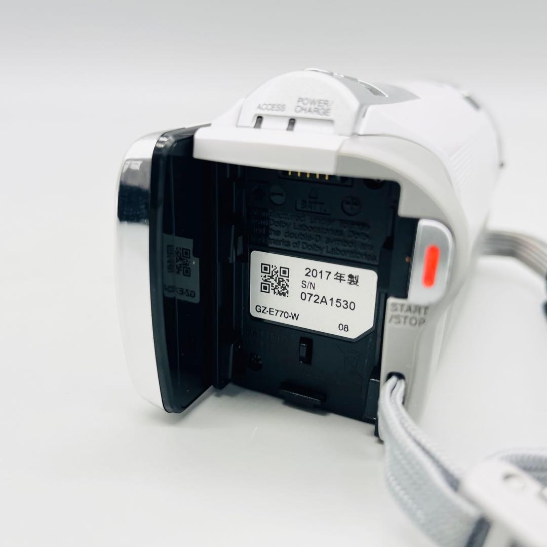 【美品】JVC ビデオカメラ　GZ-E770-W カメラバッグ付